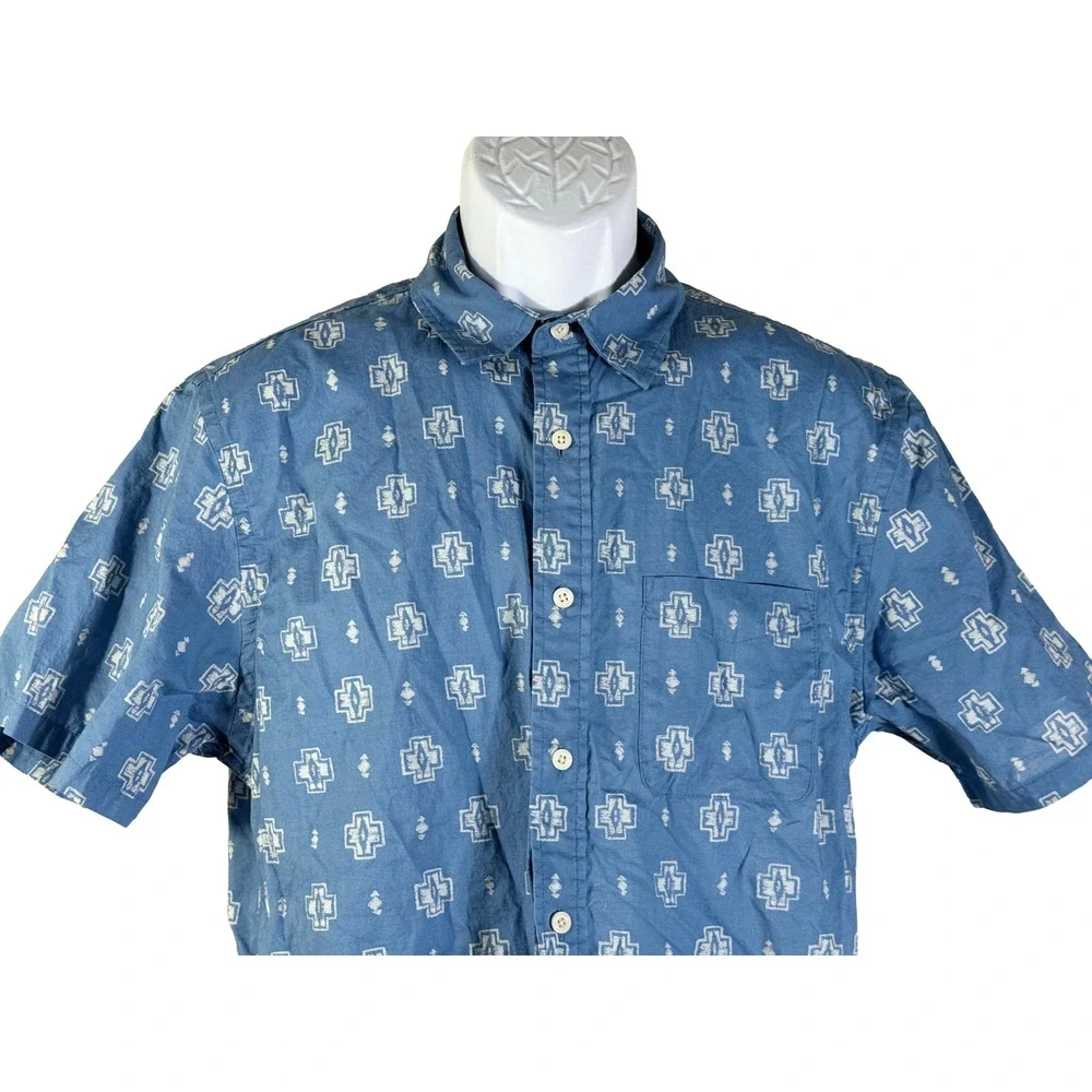 Pendleton Button‎ Down Shirt Mens Medium Blue Southwestern Print Short Sleeve